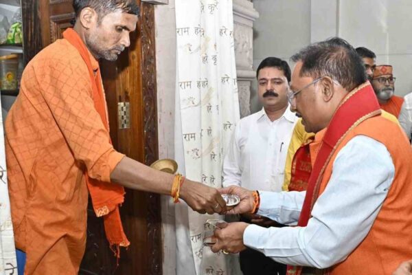 मुख्यमंत्री विष्णु देव साय ने रामनवमी पर श्रीराम मंदिर में की पूजा-अर्चना Ram Navami Puja