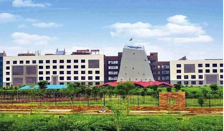 शराब घोटाले में छत्तीसगढ़ सरकार की बड़ी कार्रवाई, 22 लोगों को किया ससपेंड Excise Department Big Action