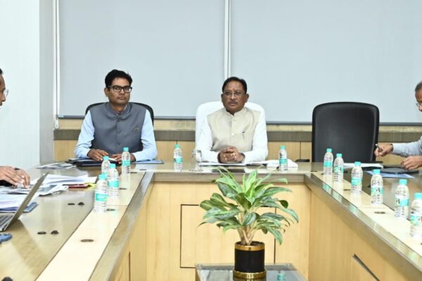 राज्य की आर्थिक मजबूती और वित्तीय अनुशासन को लेकर सरकार प्रतिबद्ध : मुख्यमंत्री विष्णु देव साय Review Meeting